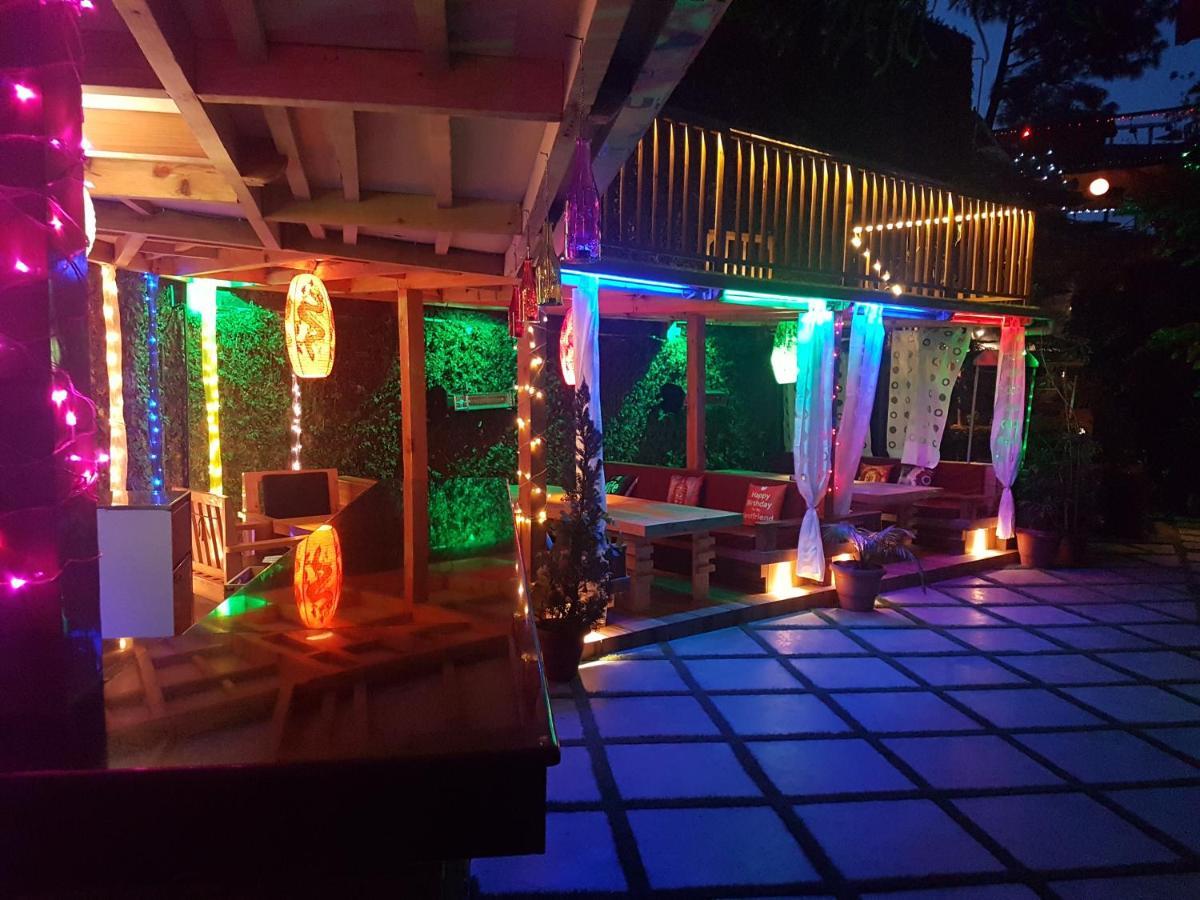 Kasauli Castle Resort Bagian luar foto