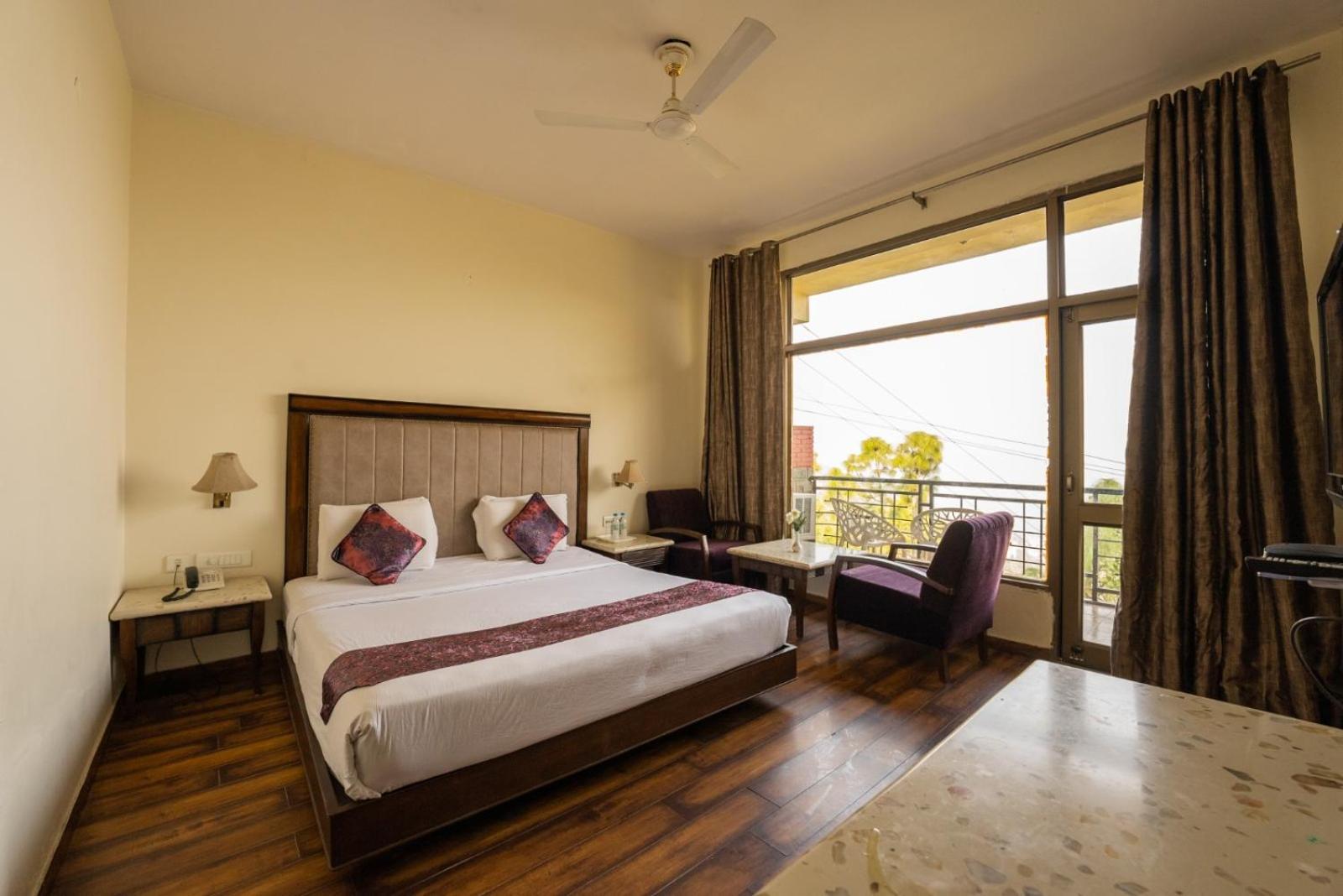 Kasauli Castle Resort Bagian luar foto