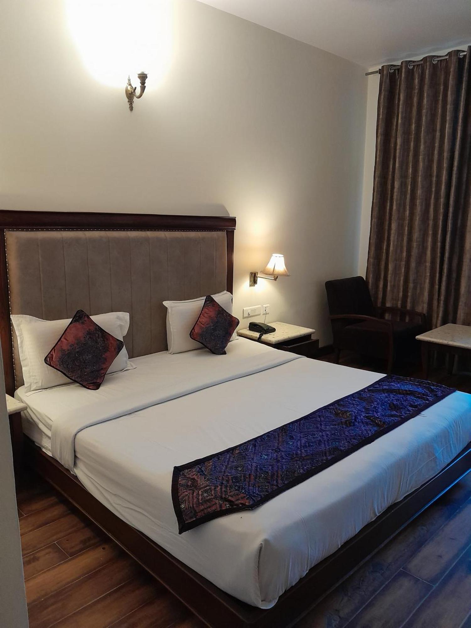 Kasauli Castle Resort Bagian luar foto