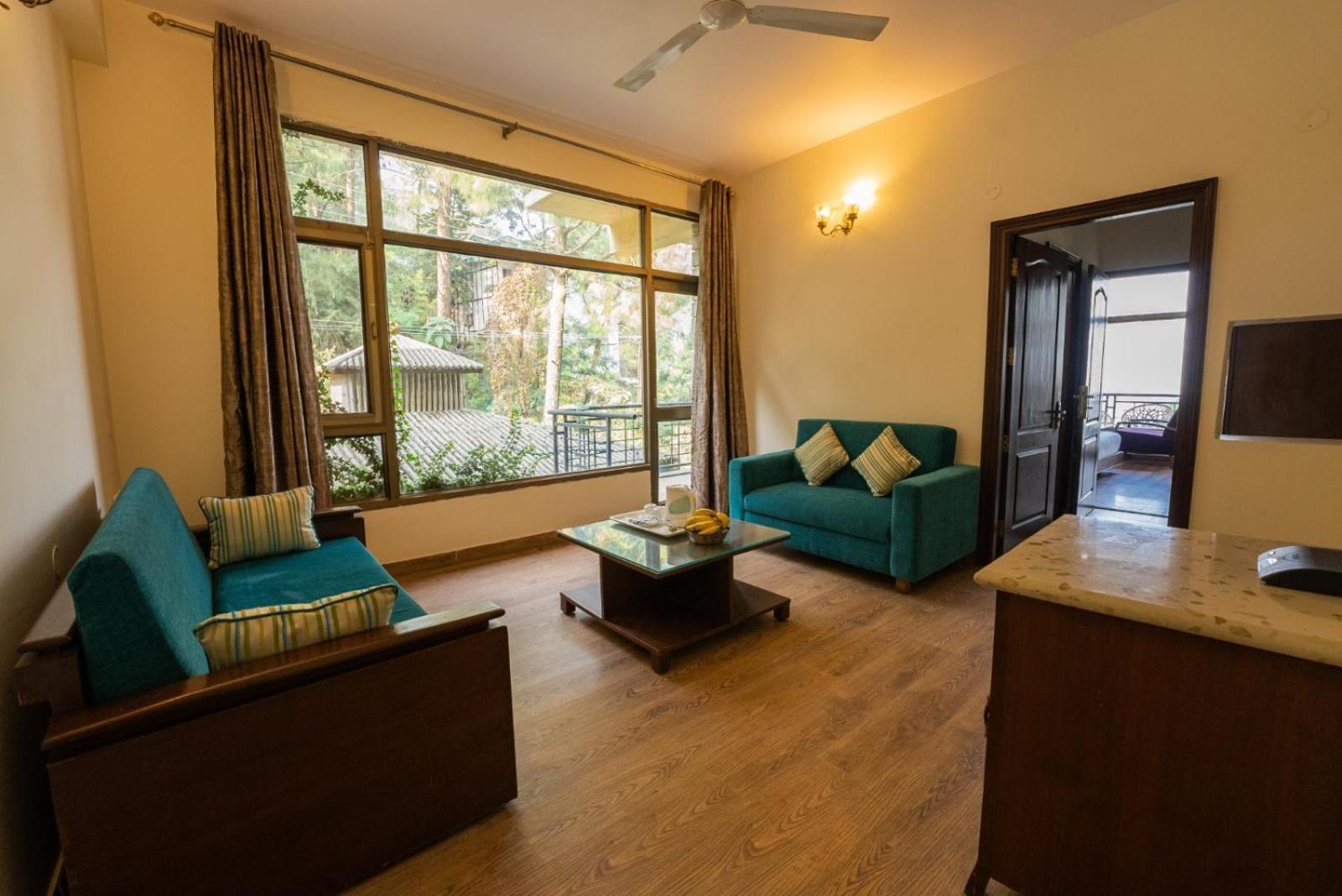 Kasauli Castle Resort Bagian luar foto