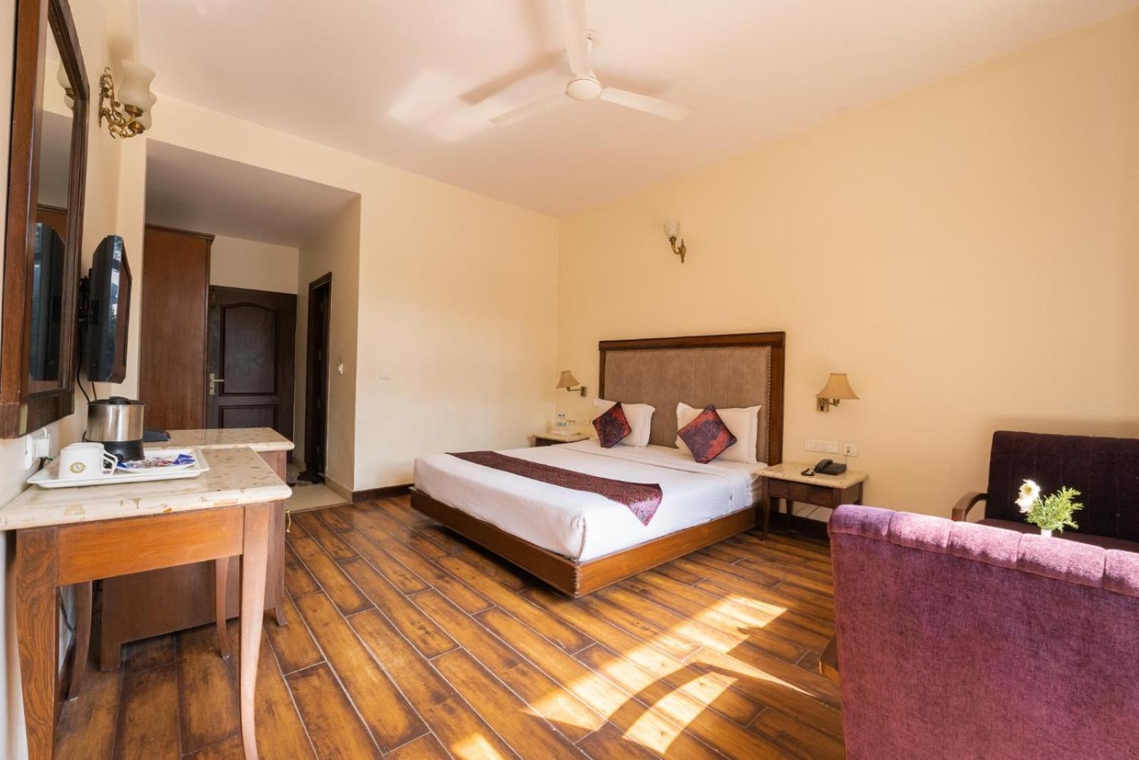 Kasauli Castle Resort Bagian luar foto