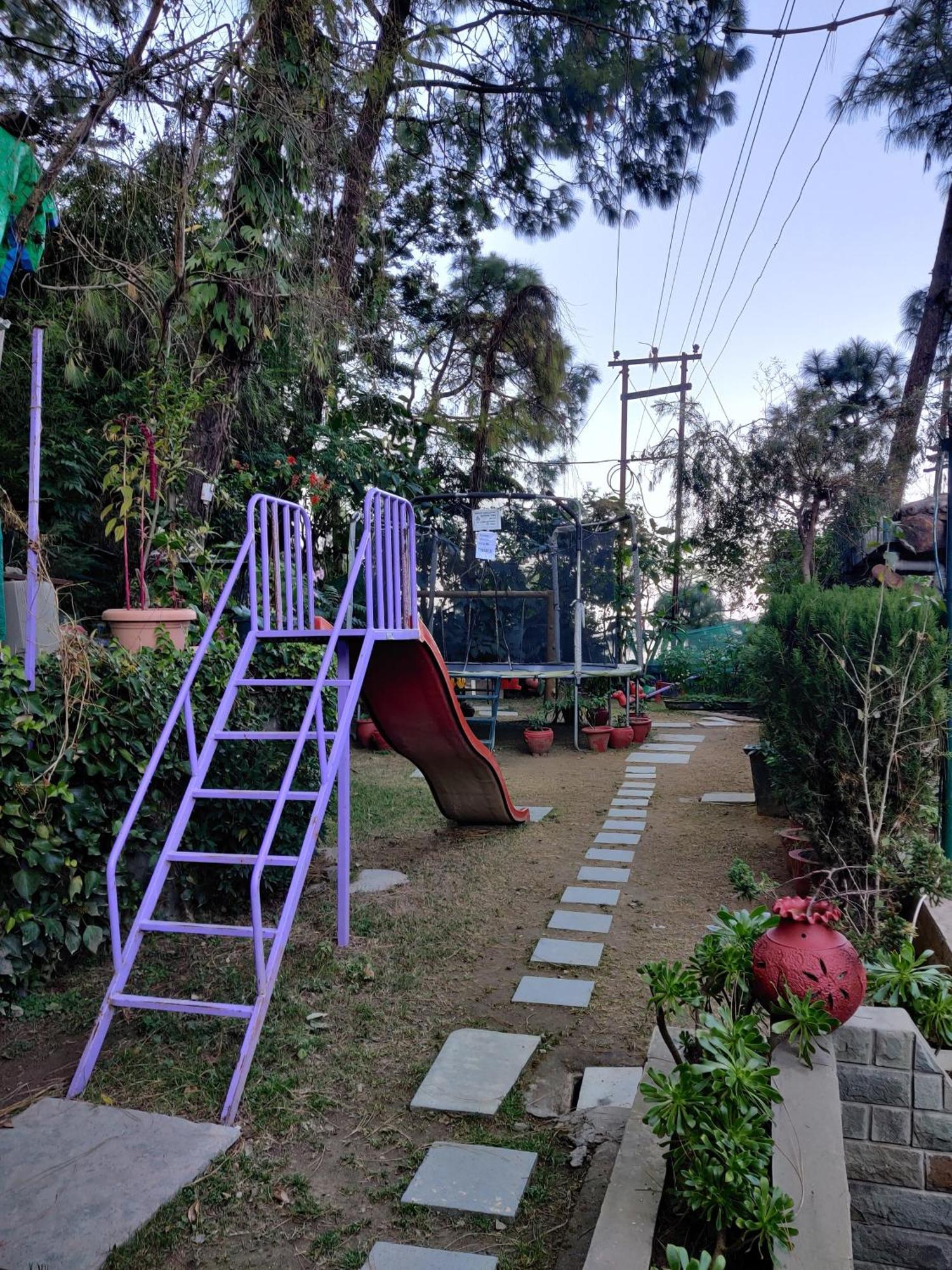 Kasauli Castle Resort Bagian luar foto