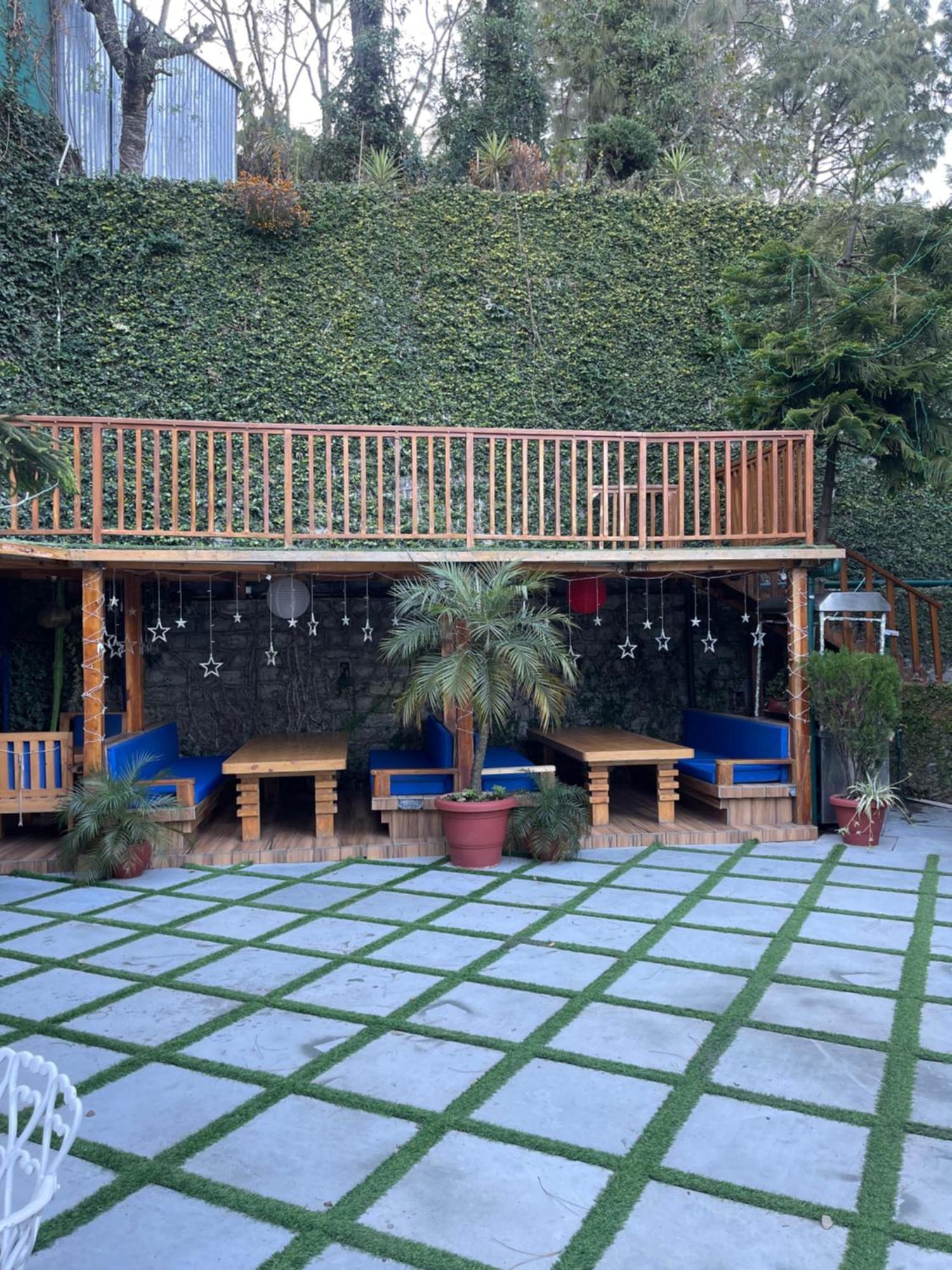 Kasauli Castle Resort Bagian luar foto