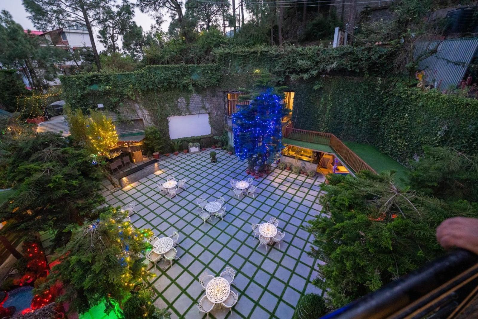 Kasauli Castle Resort Bagian luar foto