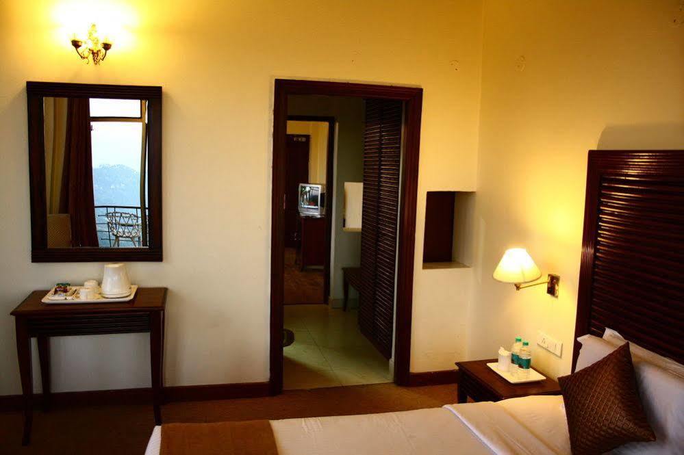 Kasauli Castle Resort Bagian luar foto